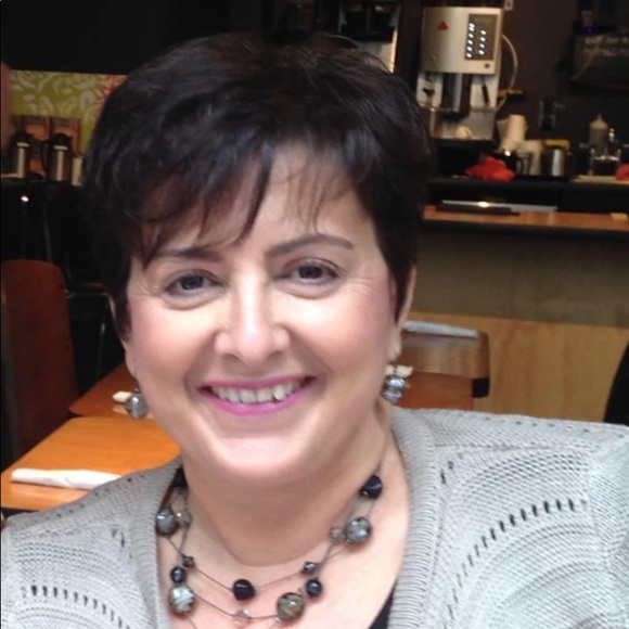 Meet your Posher, Noreen - Picture 1 of 1